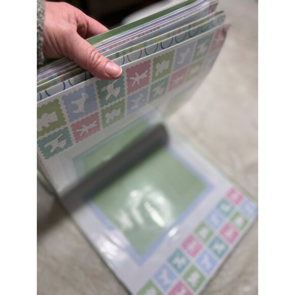 Colorbok Creative Impulse Baby Pre-Designed 12x12 Album With 20 Embellished Page - Picture 5 of 14